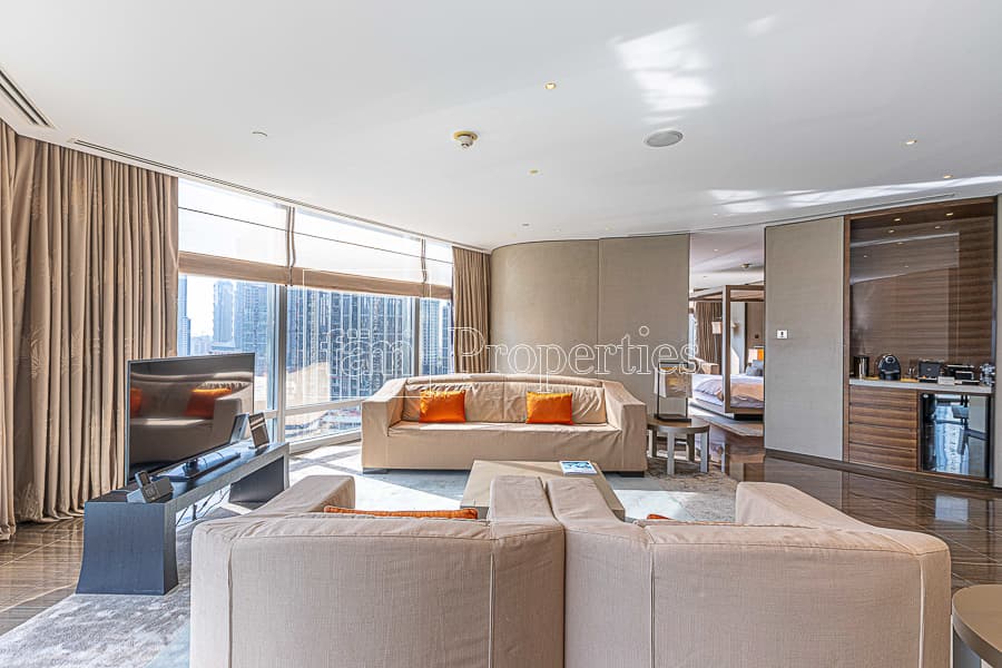 Armani Residences, photograph 5 of 10