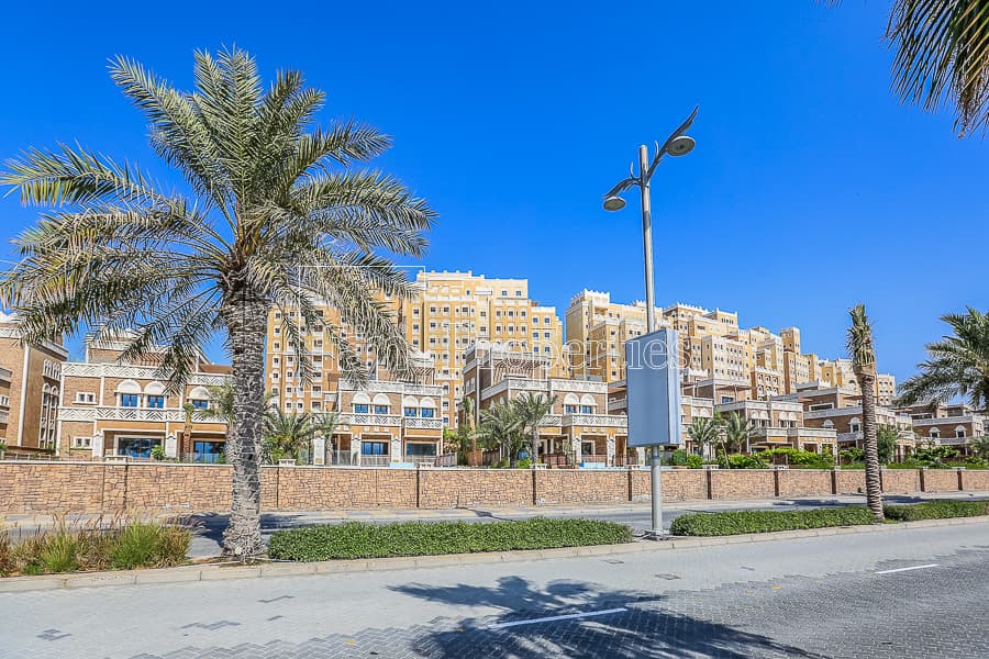 Balqis Residence, photograph 1 of 2