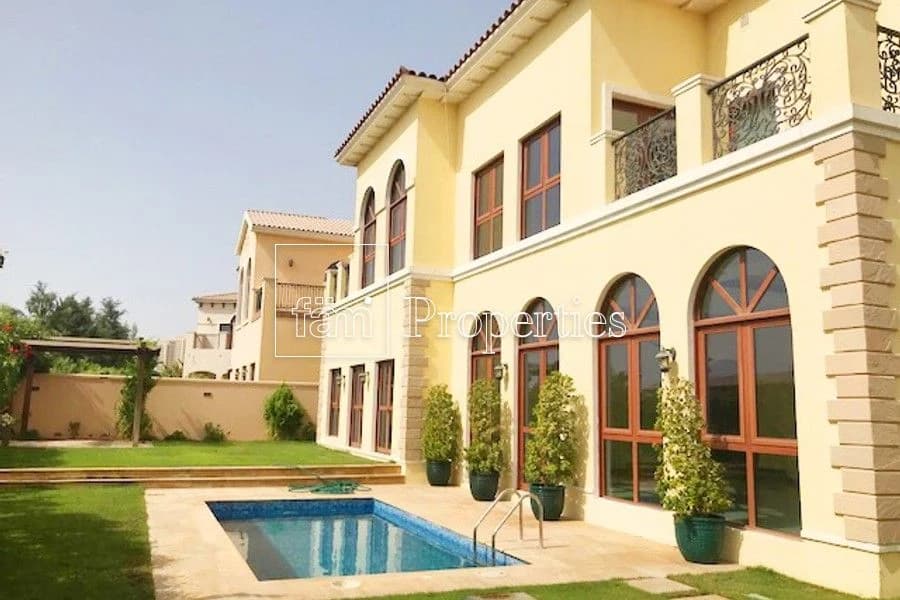 6 bedroom villa in Orange Lake, photograph 4 of 15