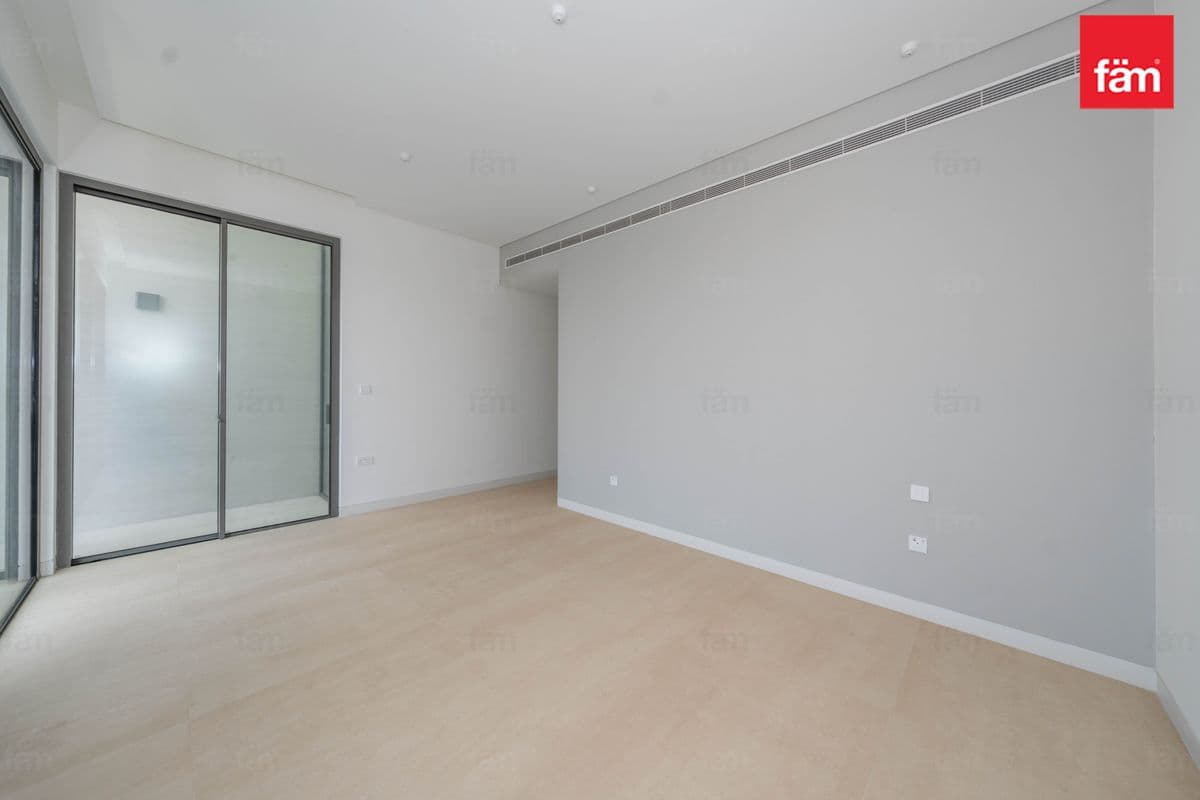 3 bedroom townhouse in Nad Al Sheba Gardens Phase 2, photograph 5 of 20