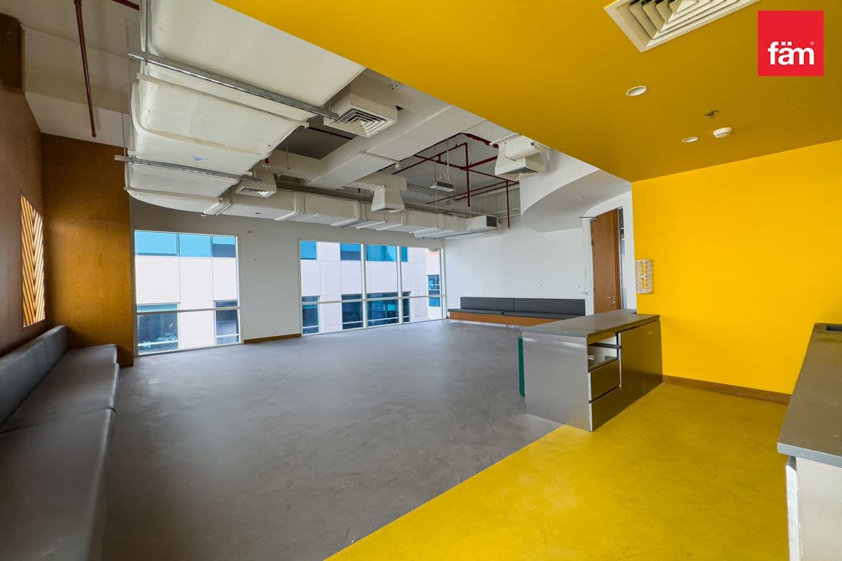 office in Bay Square 8, photograph 12 of 20