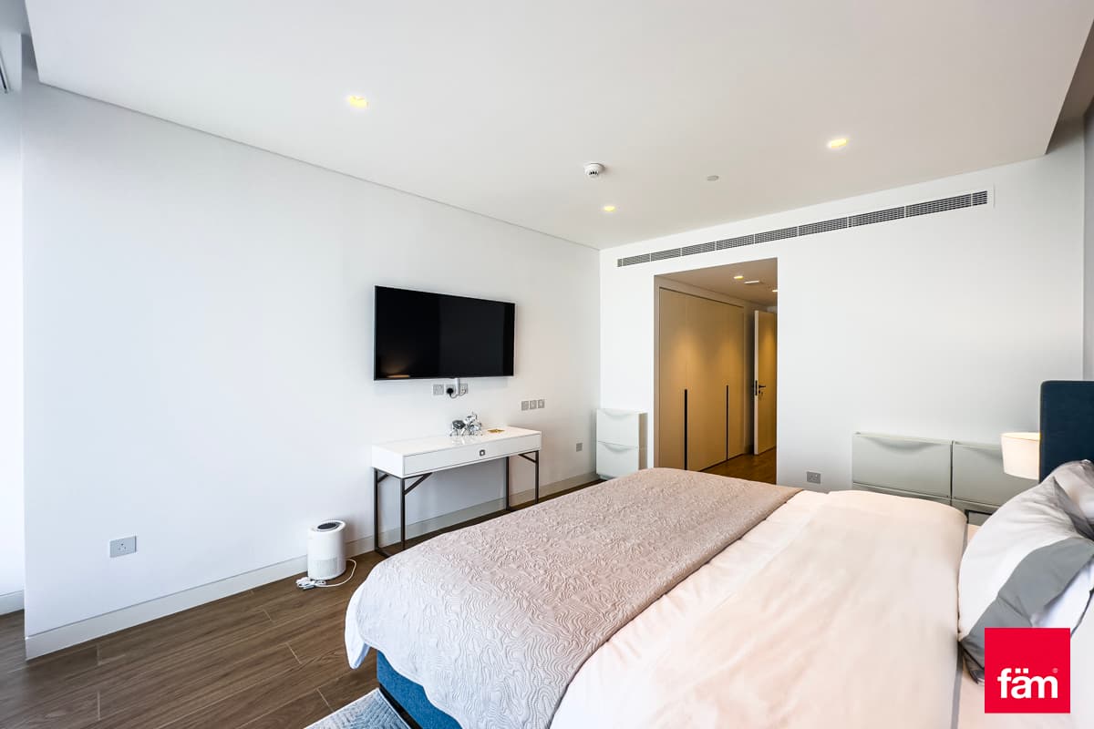 3 bedroom apartment in Uptown Tower - JLT, photograph 7 of 20