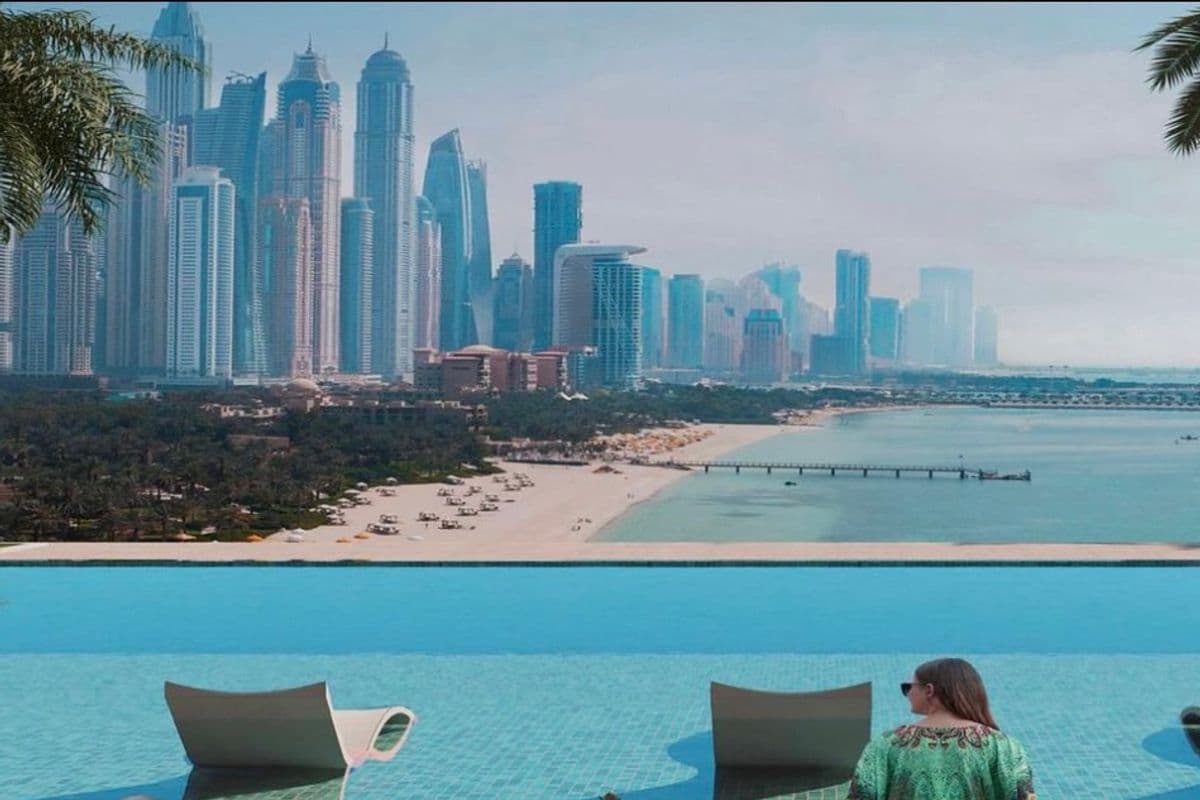 Apartment in Palm Beach Tower 3