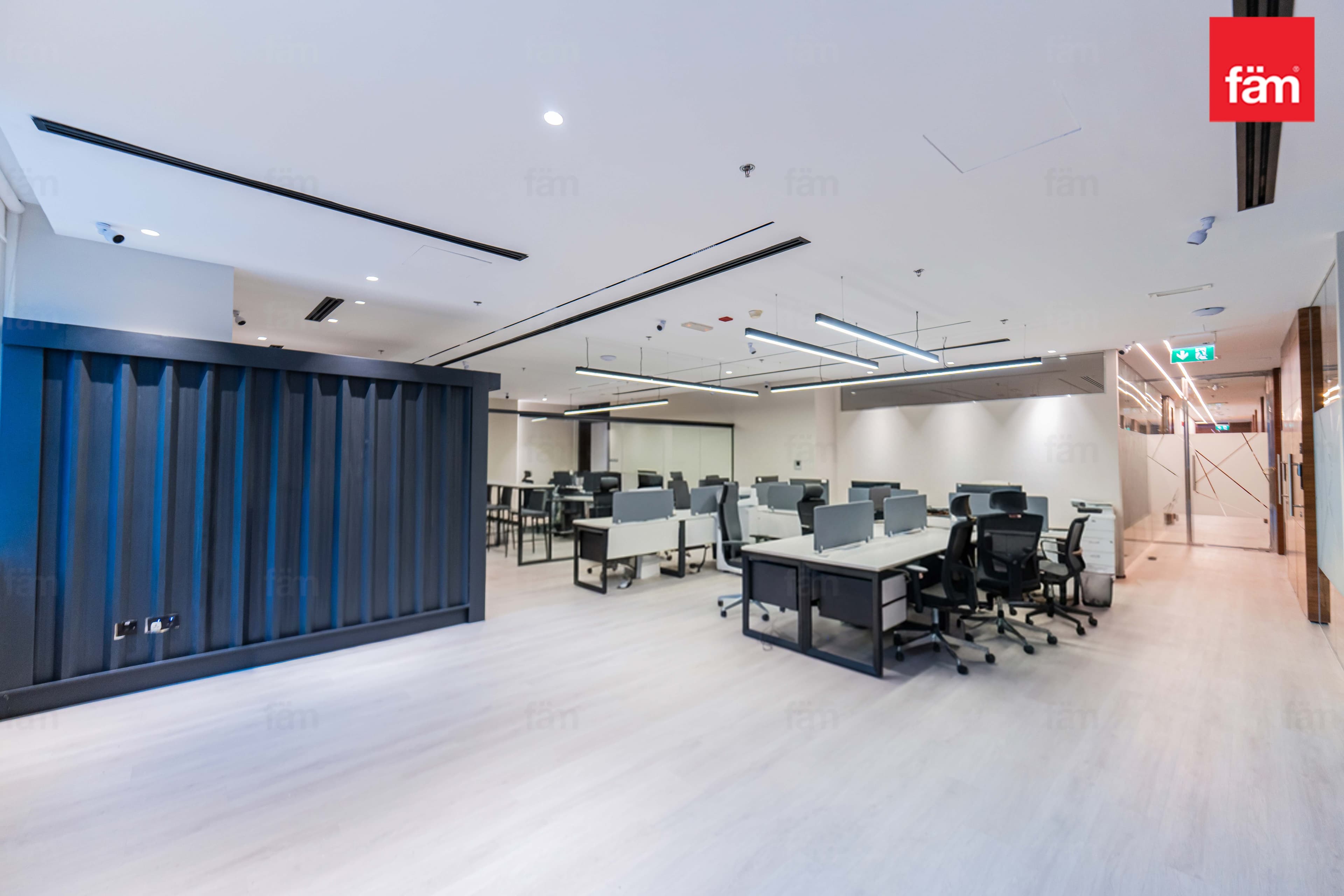 office in Bay Square 13, photograph 13 of 15