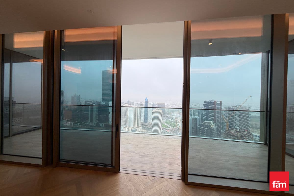 2 bedroom apartment in Jumeirah Living Business Bay, photograph 6 of 20