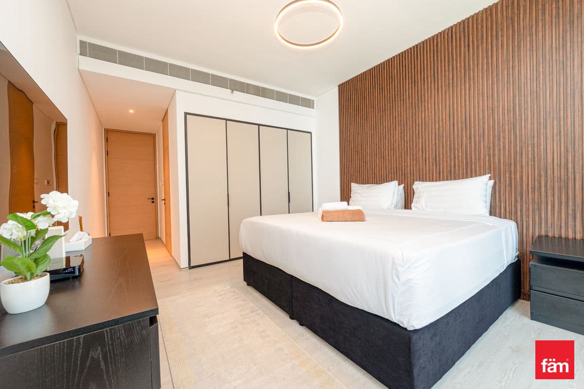 3 bedroom apartment in Jumeirah Gate Tower 1, photograph 15 of 20