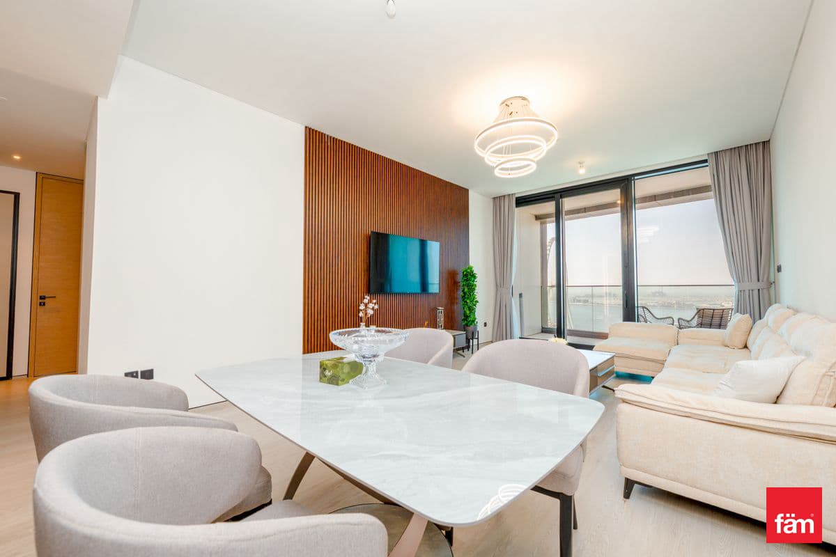 3 bedroom apartment in Jumeirah Gate Tower 1, photograph 4 of 20