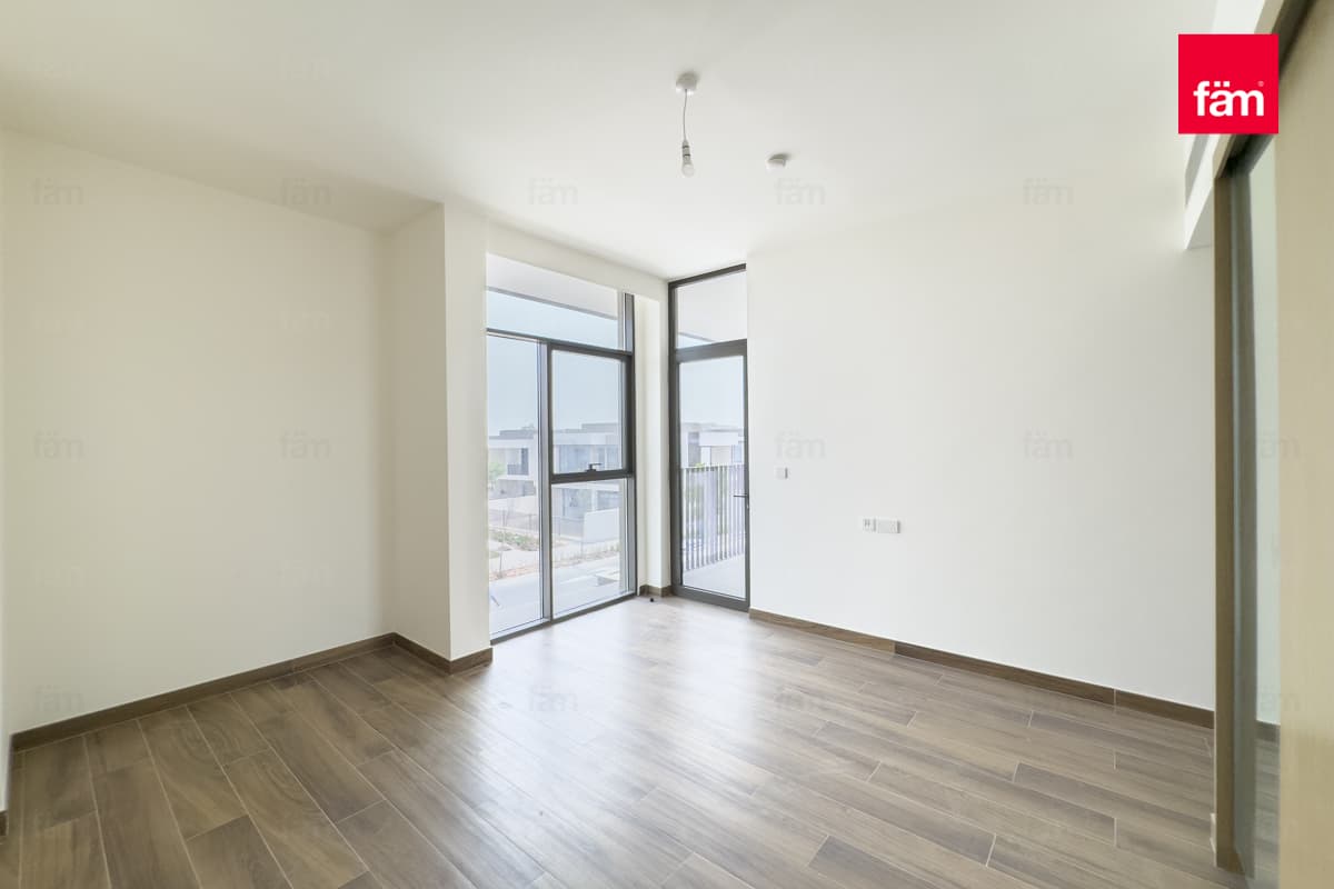 5 bedroom villa in Tilal Al Furjan - Phase 2, photograph 13 of 20
