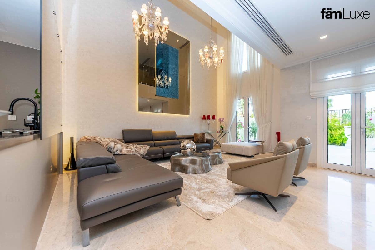 3 bedroom villa in Sur La Mer, photograph 2 of 20