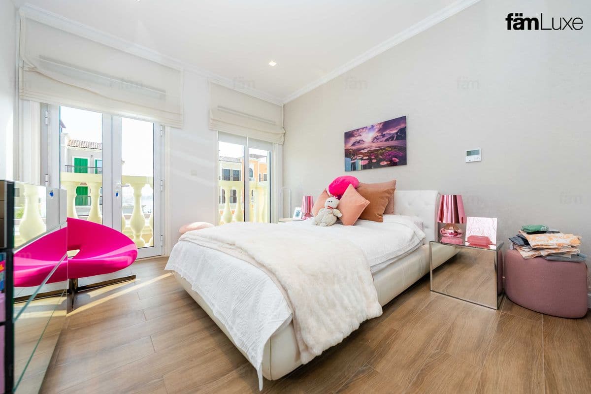 3 bedroom villa in Sur La Mer, photograph 16 of 20