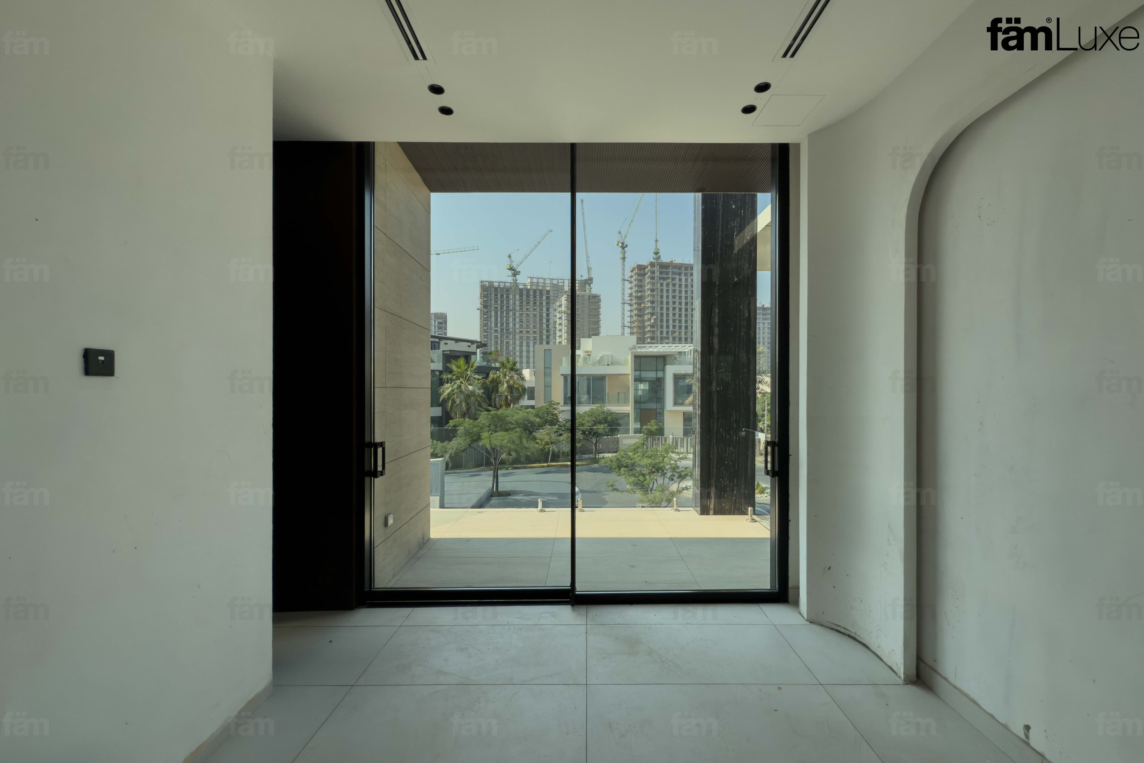 6 bedroom villa in The Parkway at Dubai Hills, photograph 14 of 20