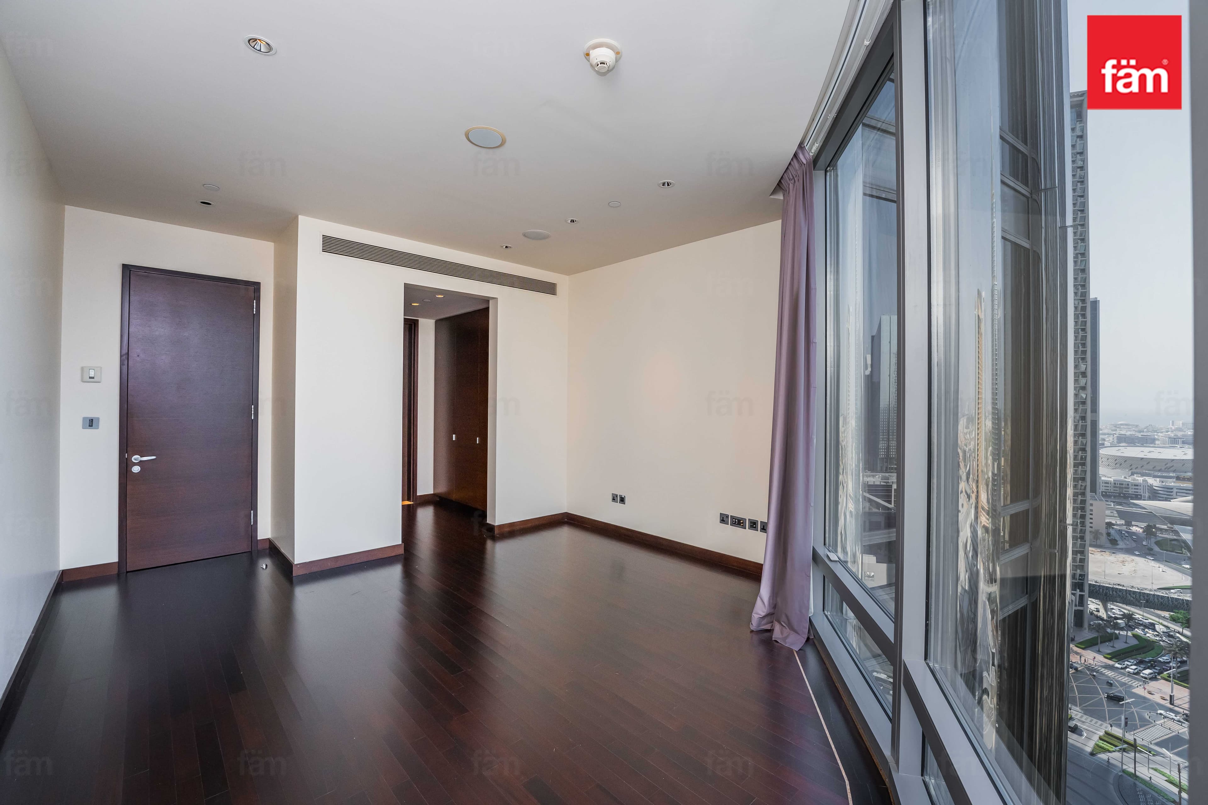 2 bedroom apartment in Burj Khalifa, photograph 14 of 20