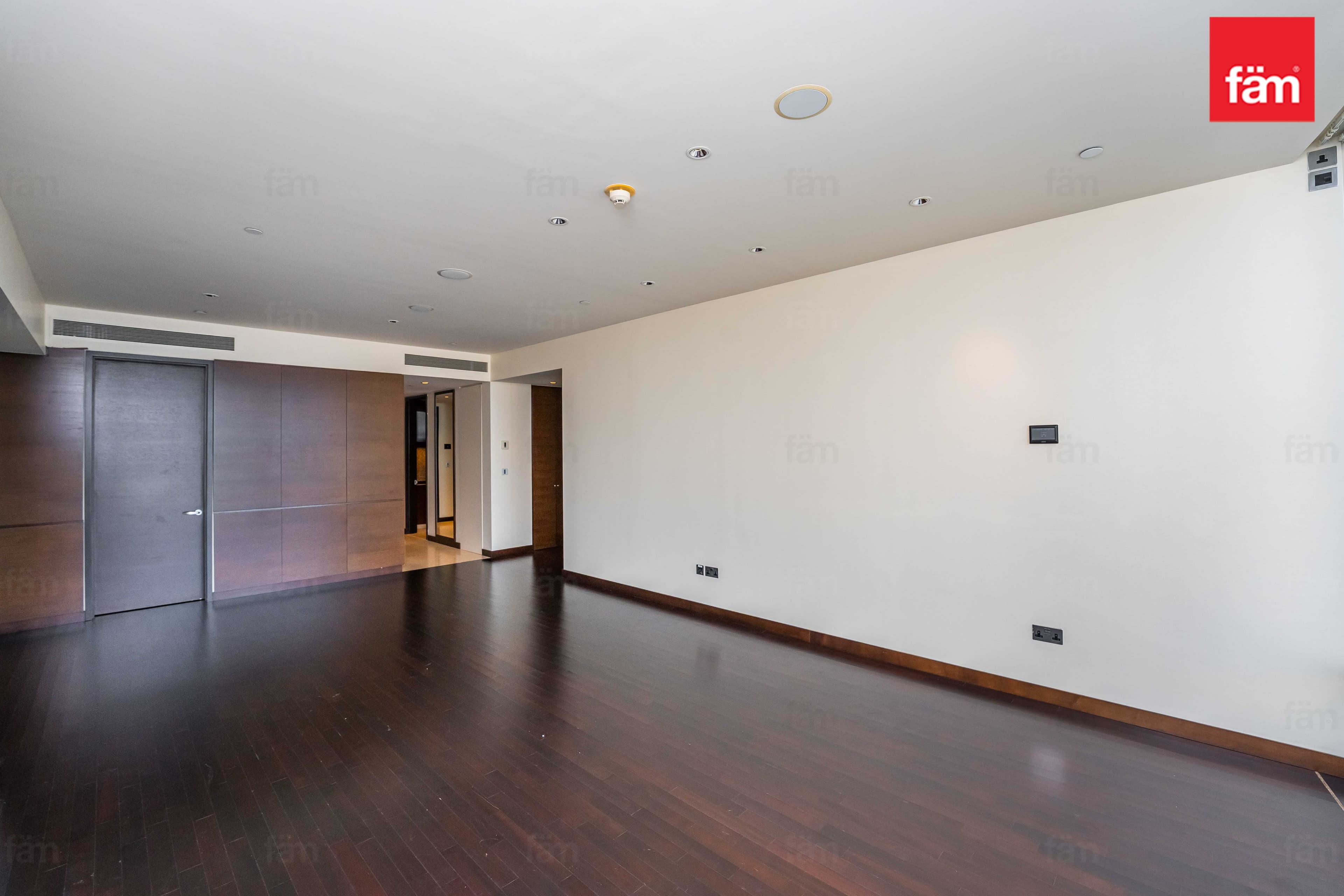 2 bedroom apartment in Burj Khalifa, photograph 6 of 20