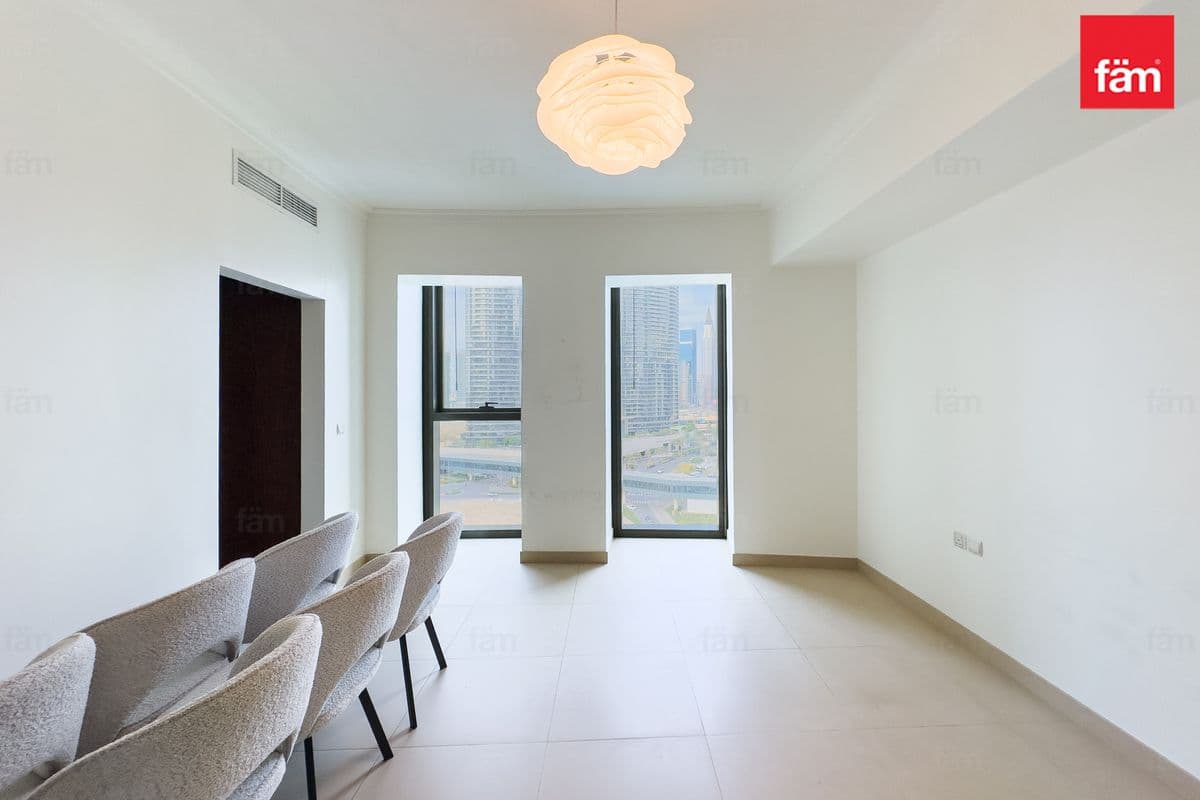 3 bedroom apartment in Burj Vista 2, photograph 10 of 20
