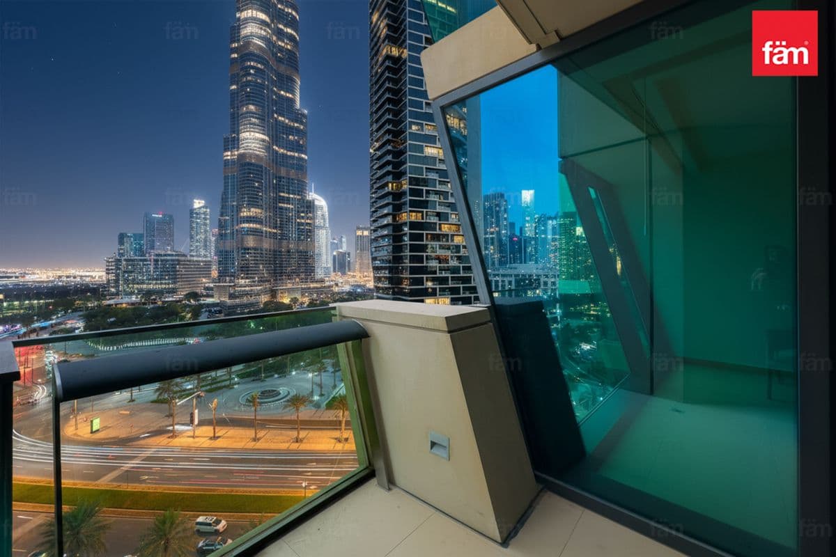 3 bedroom apartment in Burj Vista 2, photograph 2 of 20
