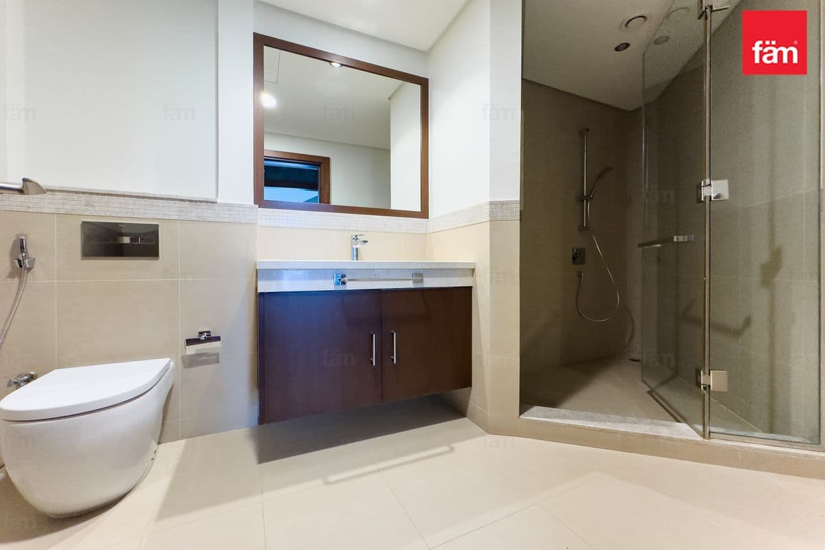 3 bedroom apartment in Burj Vista 2, photograph 7 of 20