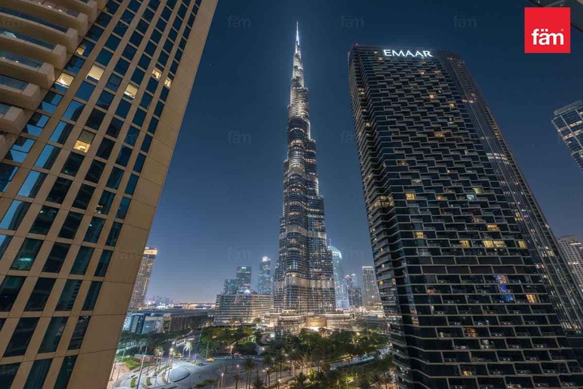 3 bedroom apartment in Burj Vista 2, photograph 1 of 20