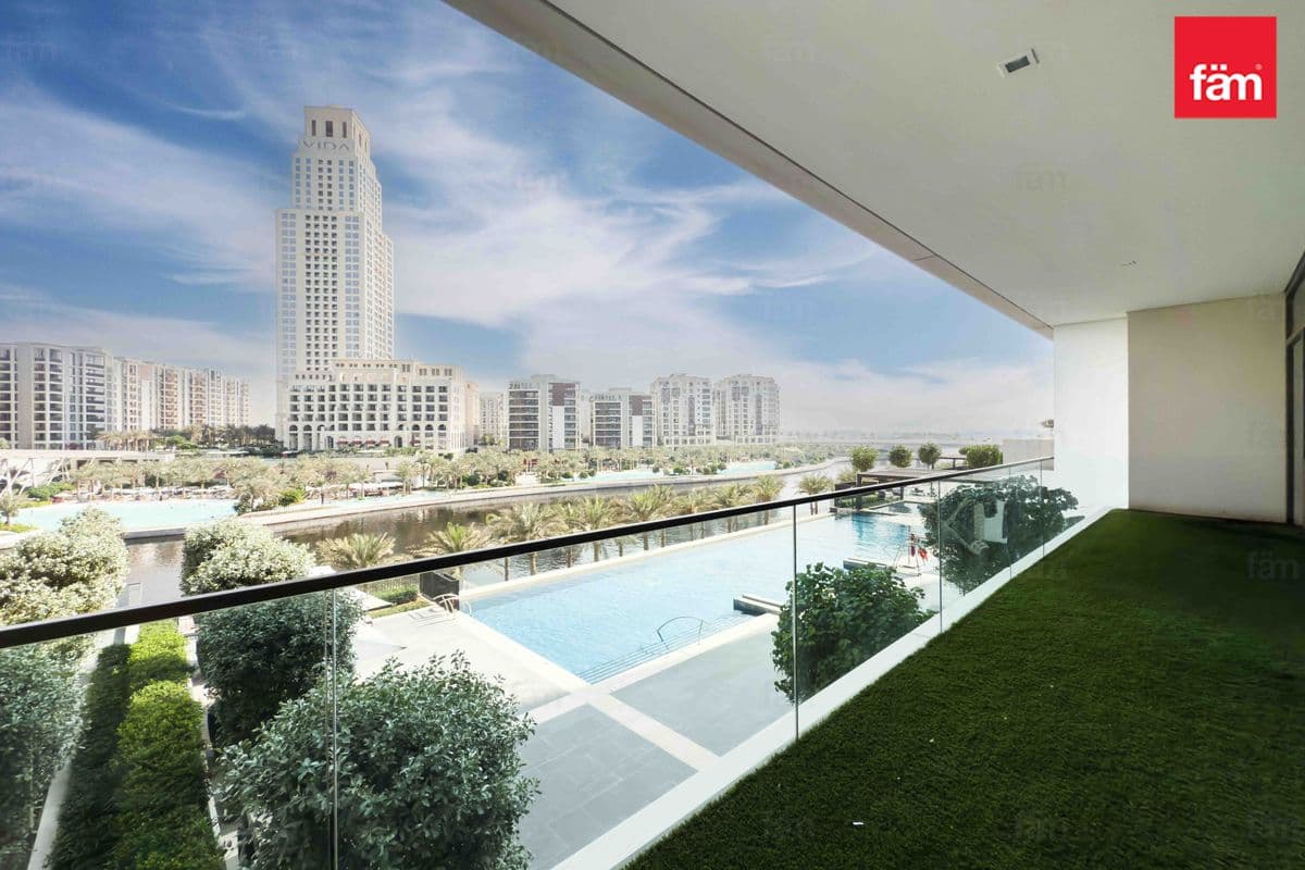 3 bedroom apartment in Palace Residences, photograph 1 of 19