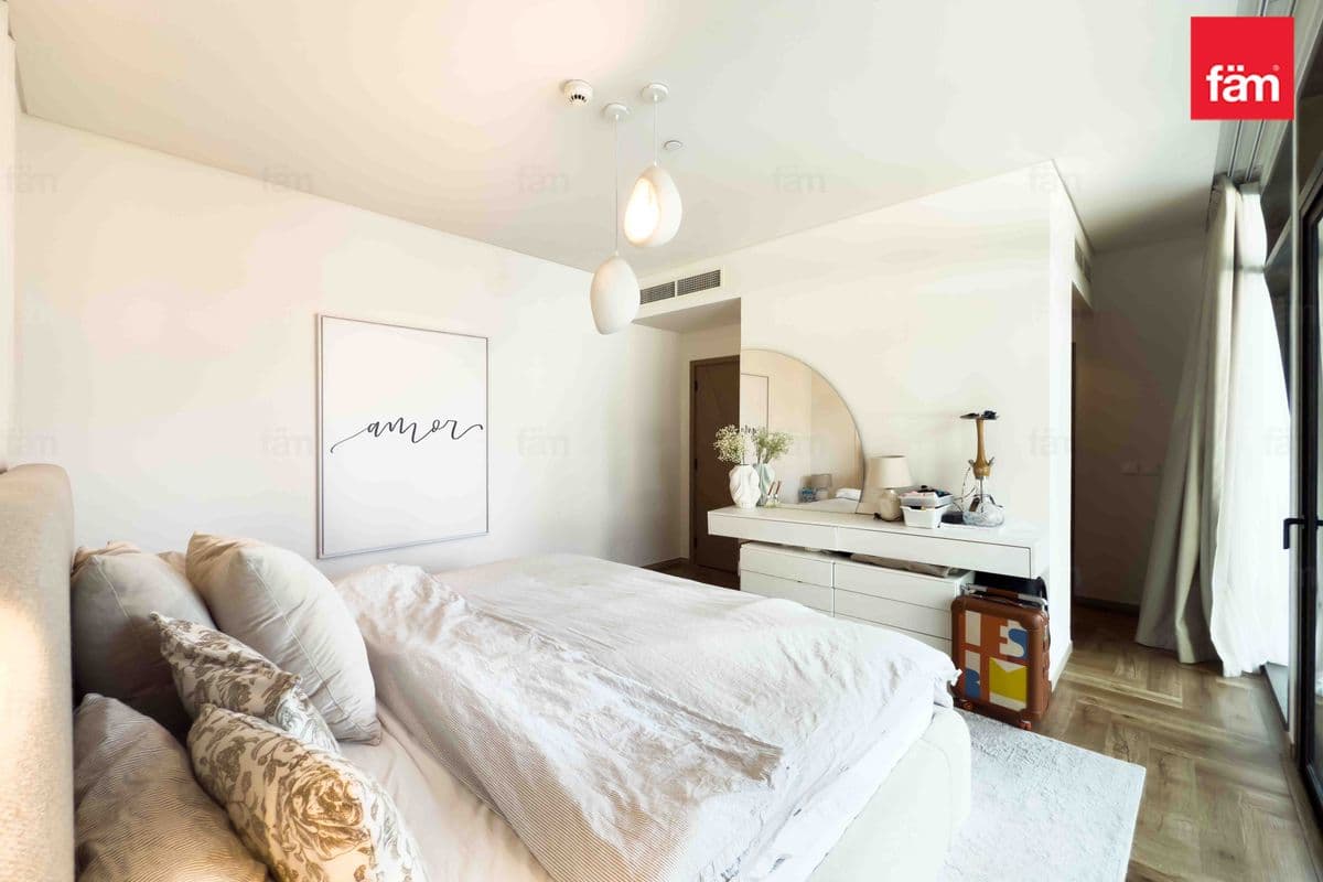 3 bedroom apartment in Palace Residences, photograph 17 of 19