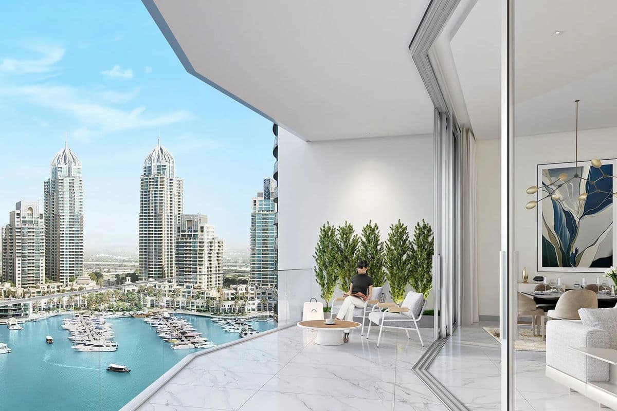 4 bedroom apartment in Marina Shores, photograph 3 of 10