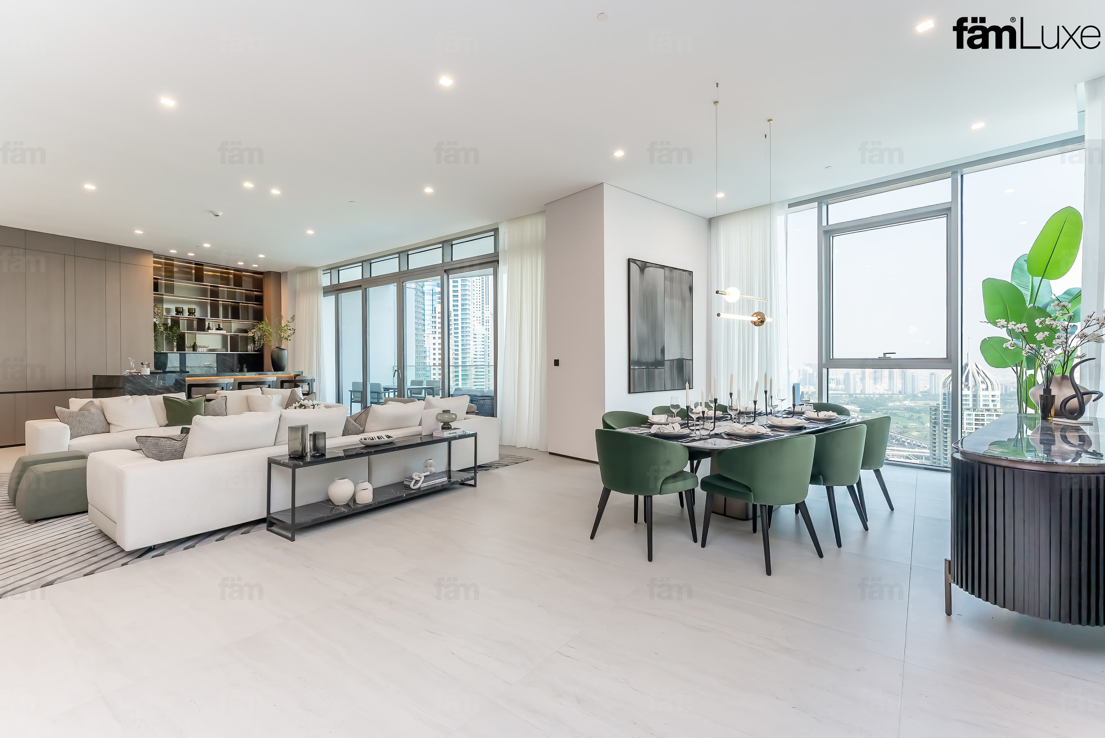 4 bedroom penthouse in LIV Marina, photograph 5 of 20