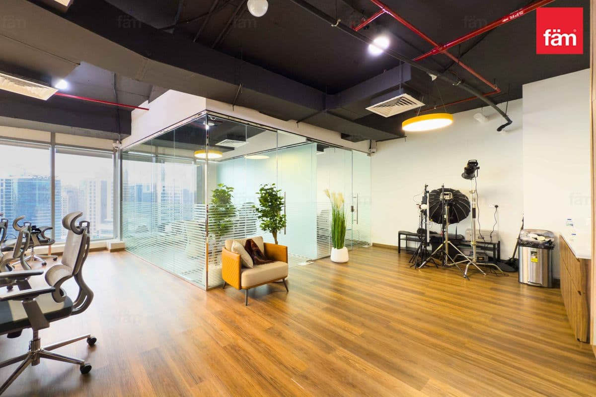 office in I-Rise Tower, photograph 5 of 12
