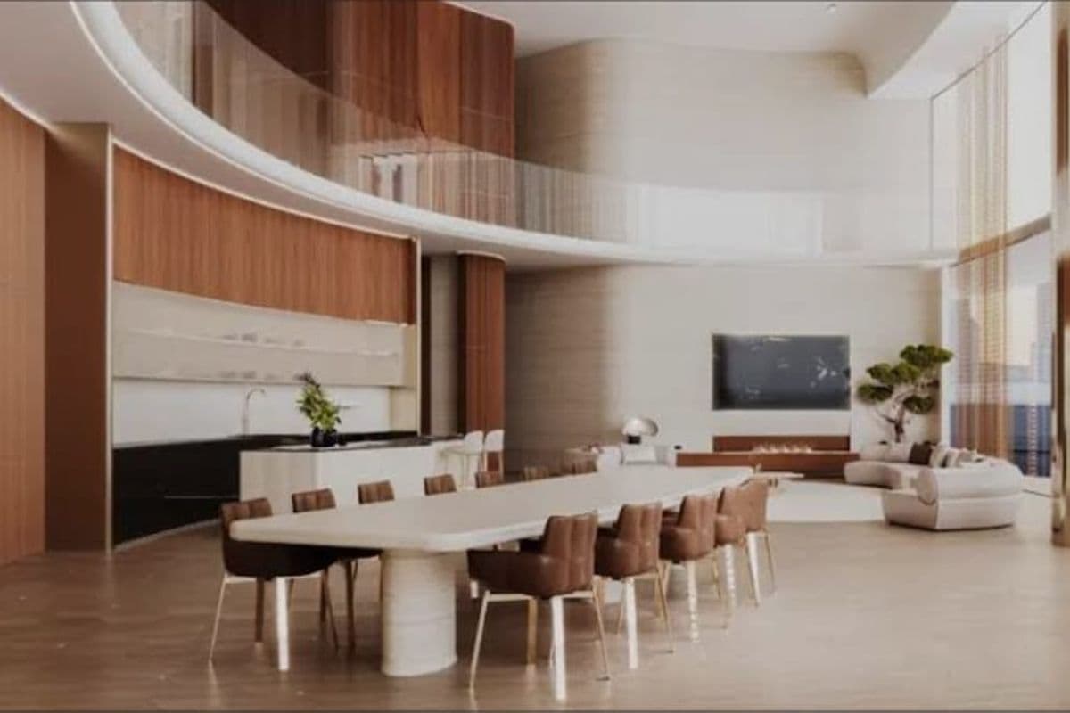 2 bedroom apartment in Mercedes-Benz Places, photograph 2 of 10