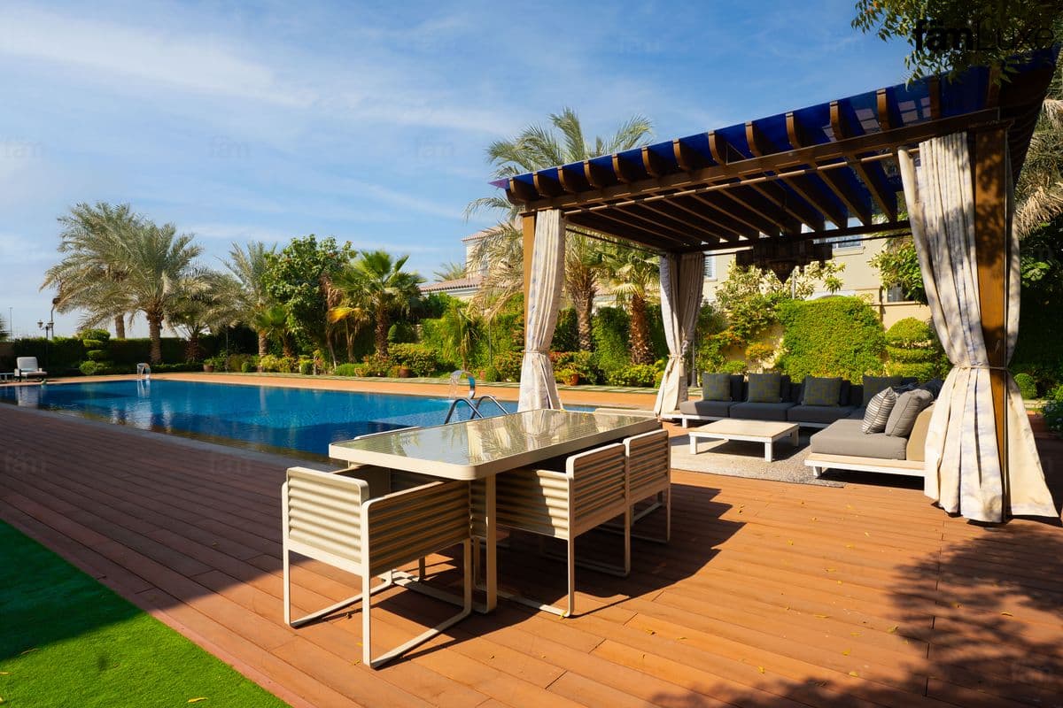6 bedroom villa in Polo Homes, photograph 8 of 20