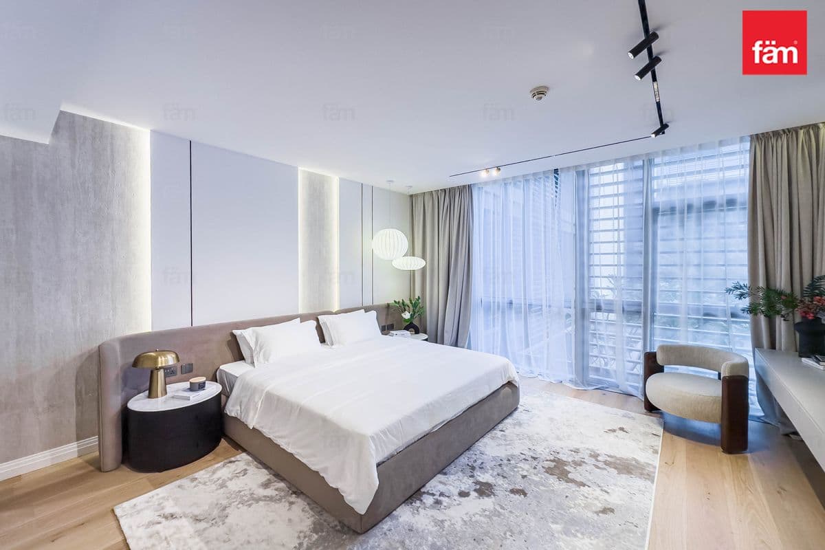 2 bedroom apartment in City Walk Building 11A, photograph 17 of 20