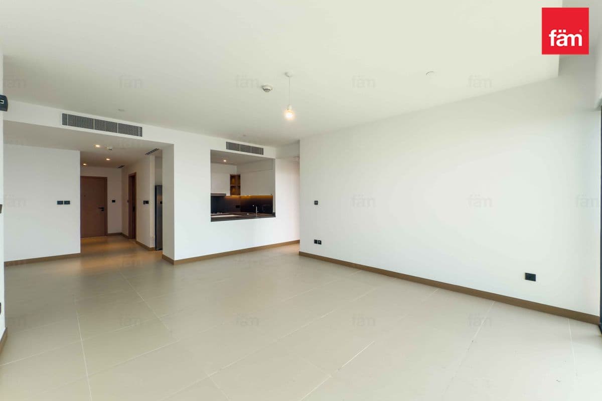 3 bedroom apartment in Vida Residences Dubai Marina, photograph 3 of 20
