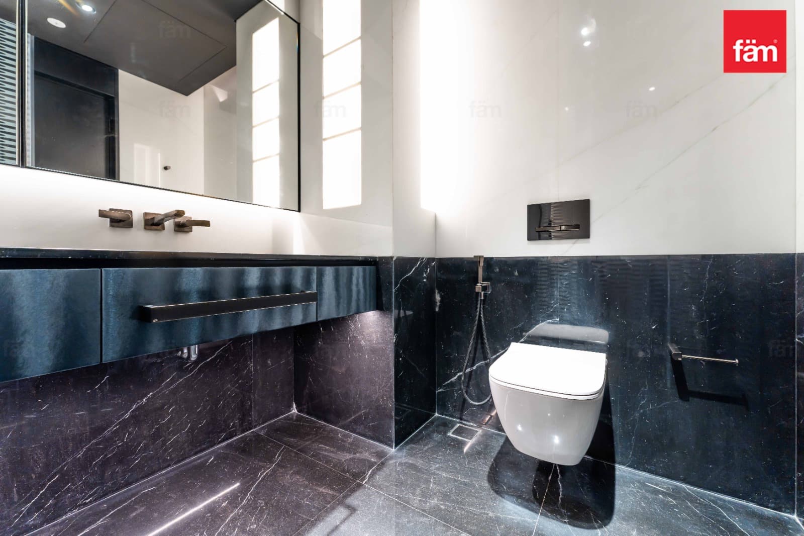 2 bedroom apartment in J One (Da Vinci Tower B), photograph 18 of 20