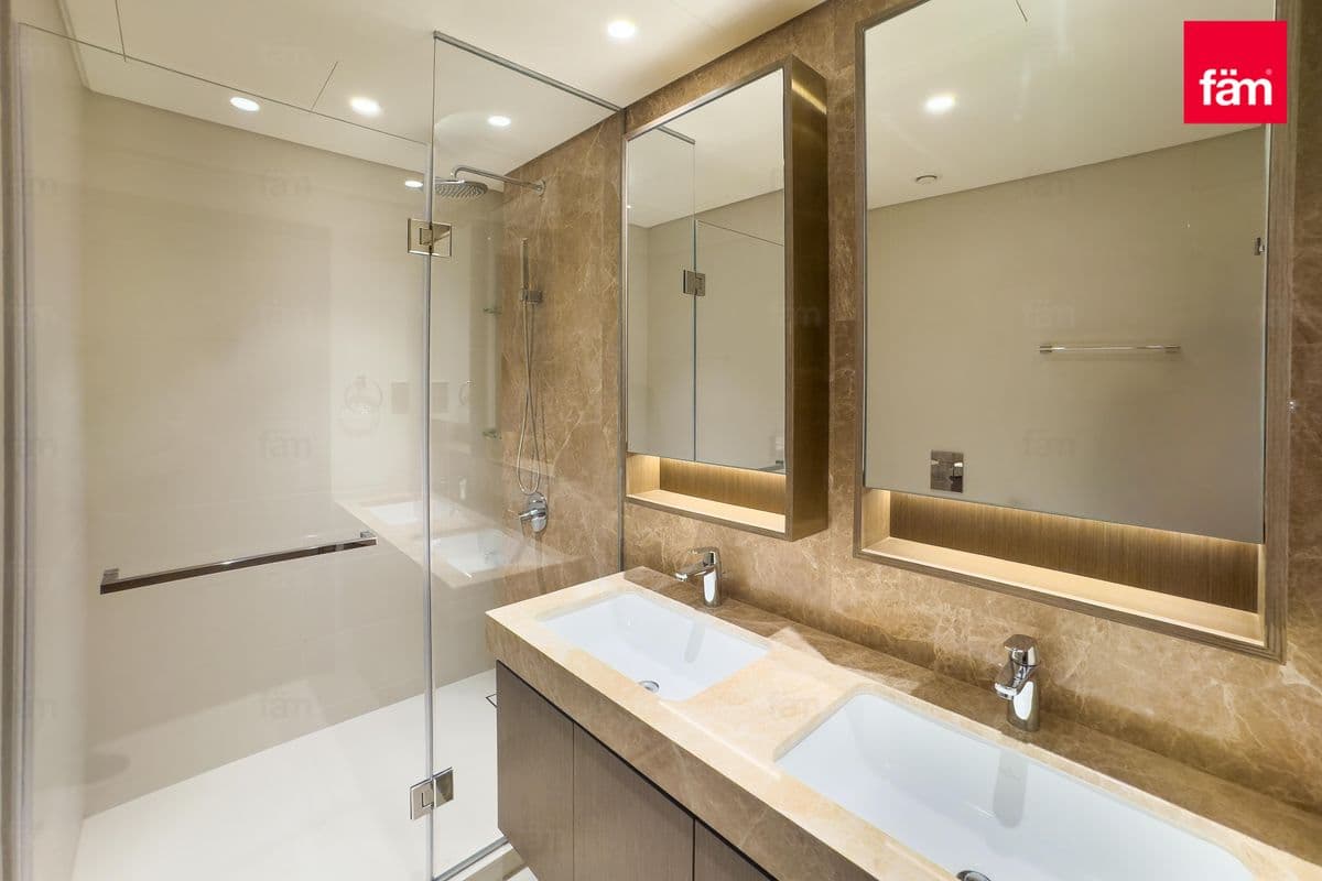 2 bedroom apartment in Grand Bleu Tower 2, photograph 17 of 17