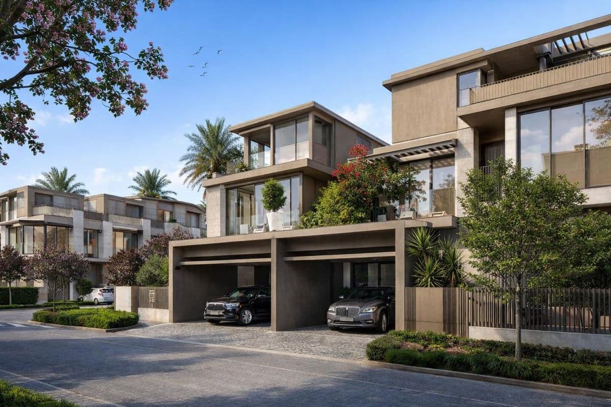 5 bedroom villa in Nad Al Sheba Gardens Phase 9, photograph 2 of 18