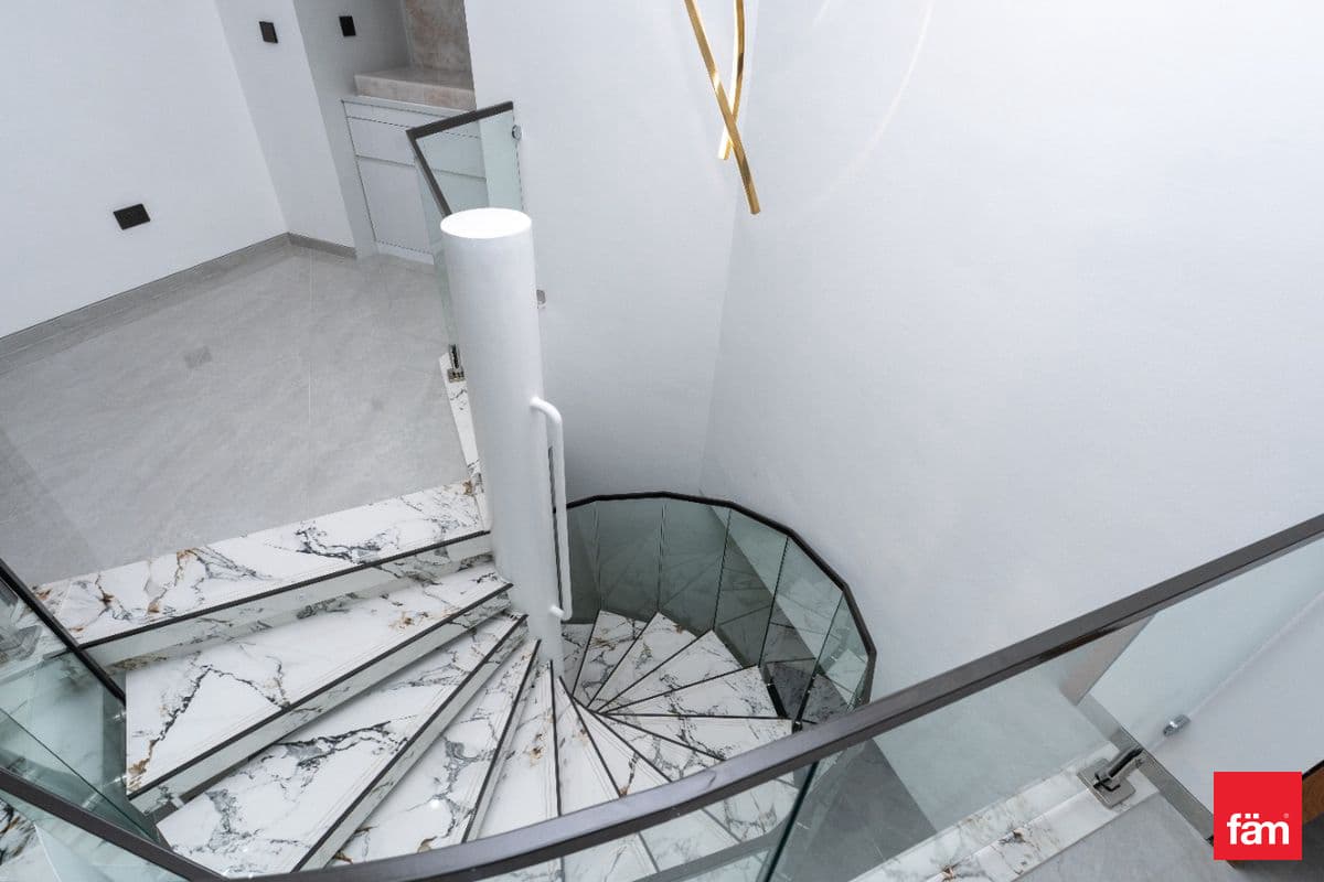 4 bedroom apartment in Sadaf 7, photograph 12 of 20