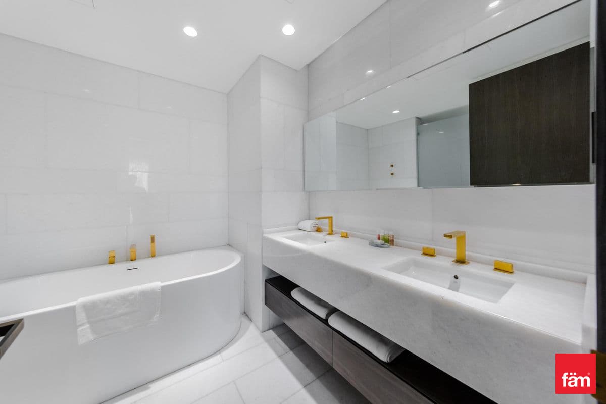 2 bedroom apartment in Five Palm Jumeirah, photograph 12 of 14