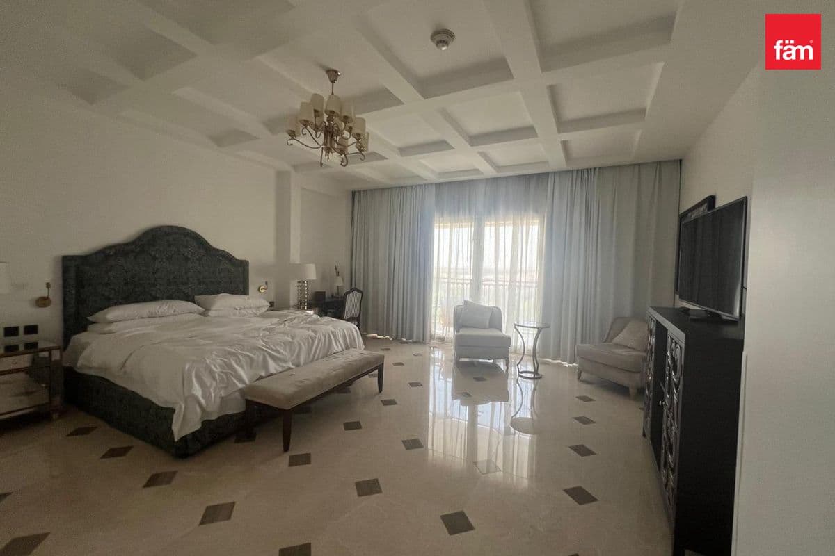 4 bedroom villa in Al Habtoor Polo Resort & Club, photograph 11 of 15