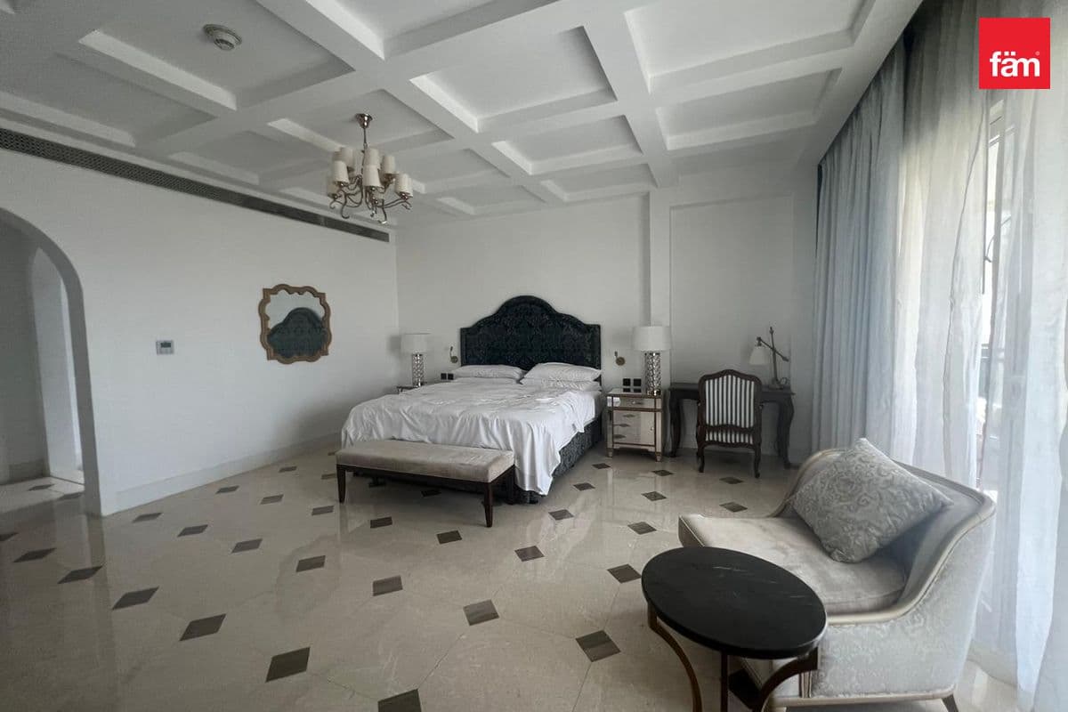 4 bedroom villa in Al Habtoor Polo Resort & Club, photograph 10 of 15