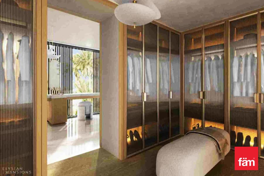 5 bedroom villa in Elysian Mansions, photograph 5 of 12