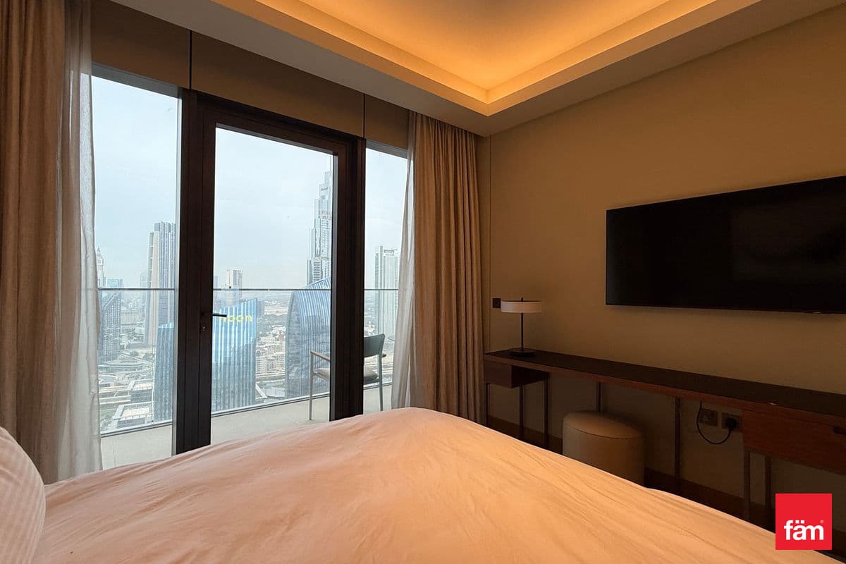 3 bedroom apartment in The Address Residences Dubai Opera Tower 1, photograph 11 of 20
