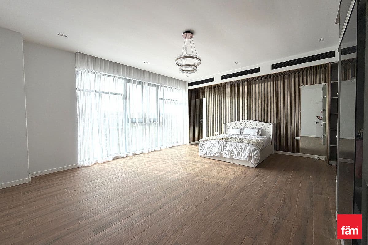 5 bedroom villa in District 6, photograph 10 of 17
