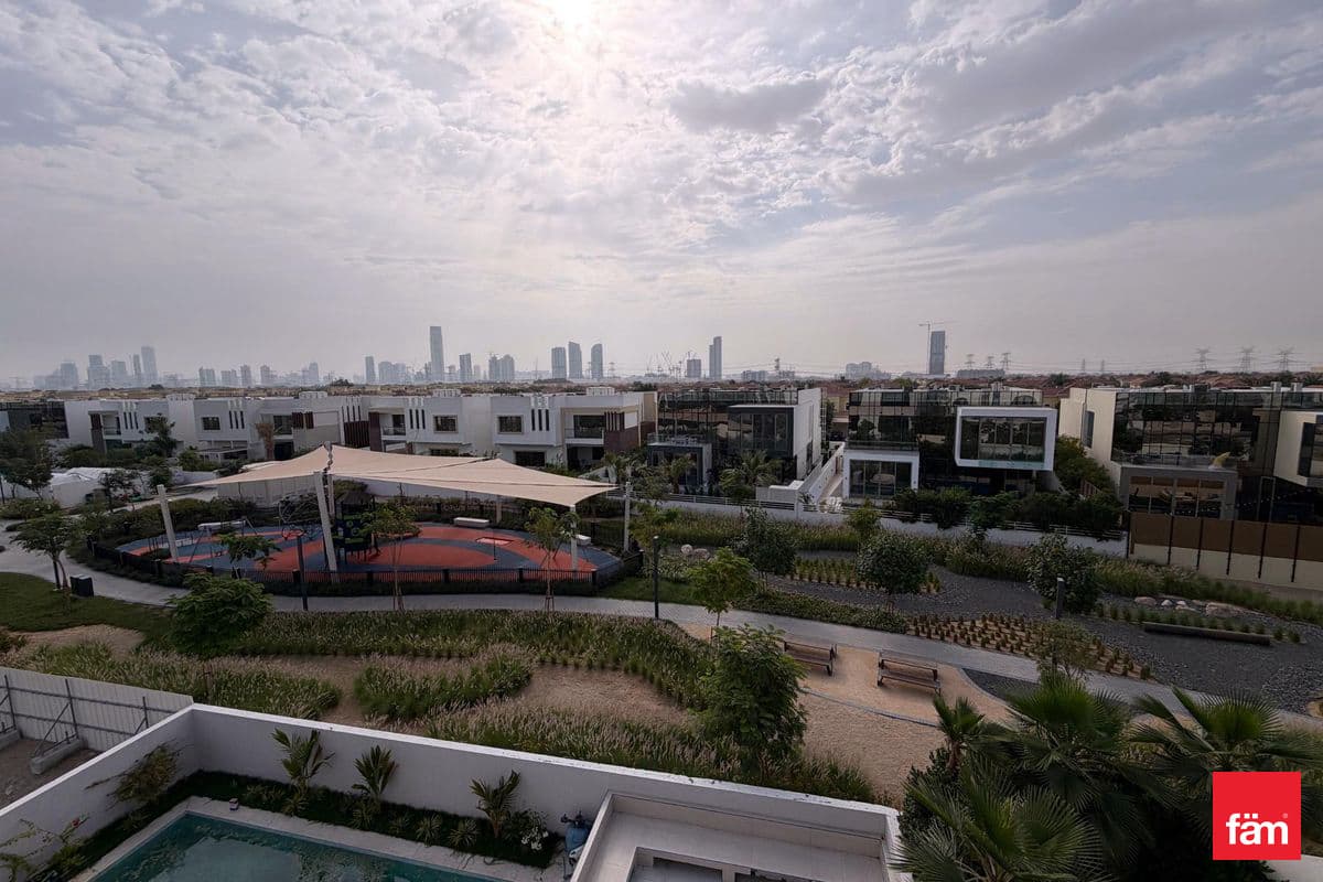 5 bedroom villa in District 6, photograph 16 of 17