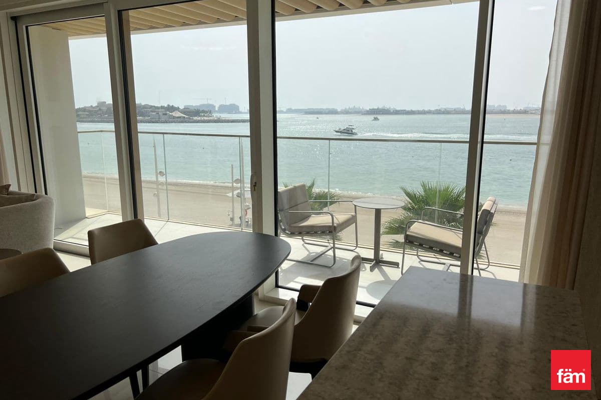 2 bedroom apartment in Grand Bleu Tower 2, photograph 11 of 14