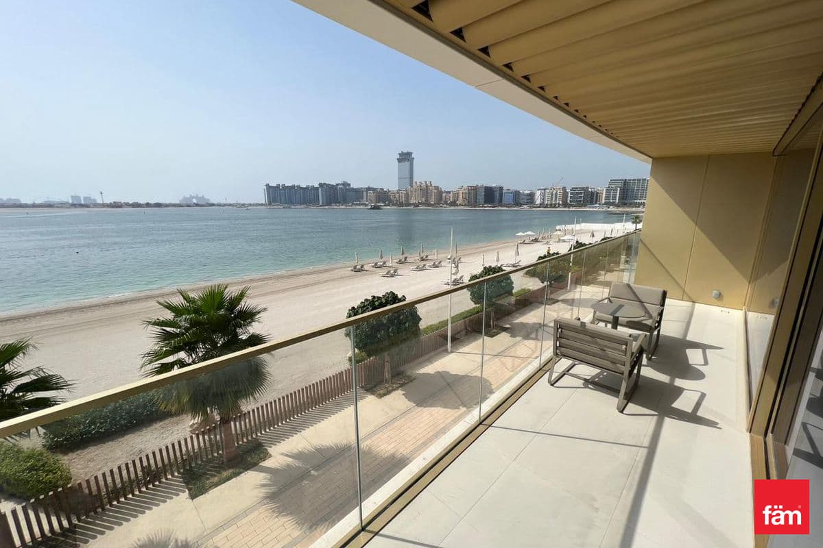 2 bedroom apartment in Grand Bleu Tower 2, photograph 5 of 14