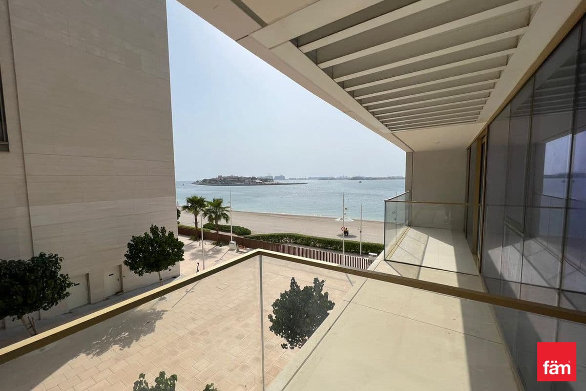 2 bedroom apartment in Grand Bleu Tower 2, photograph 14 of 14