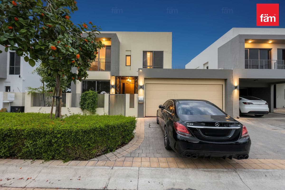 4 bedroom villa in Sidra Villas II, photograph 1 of 20