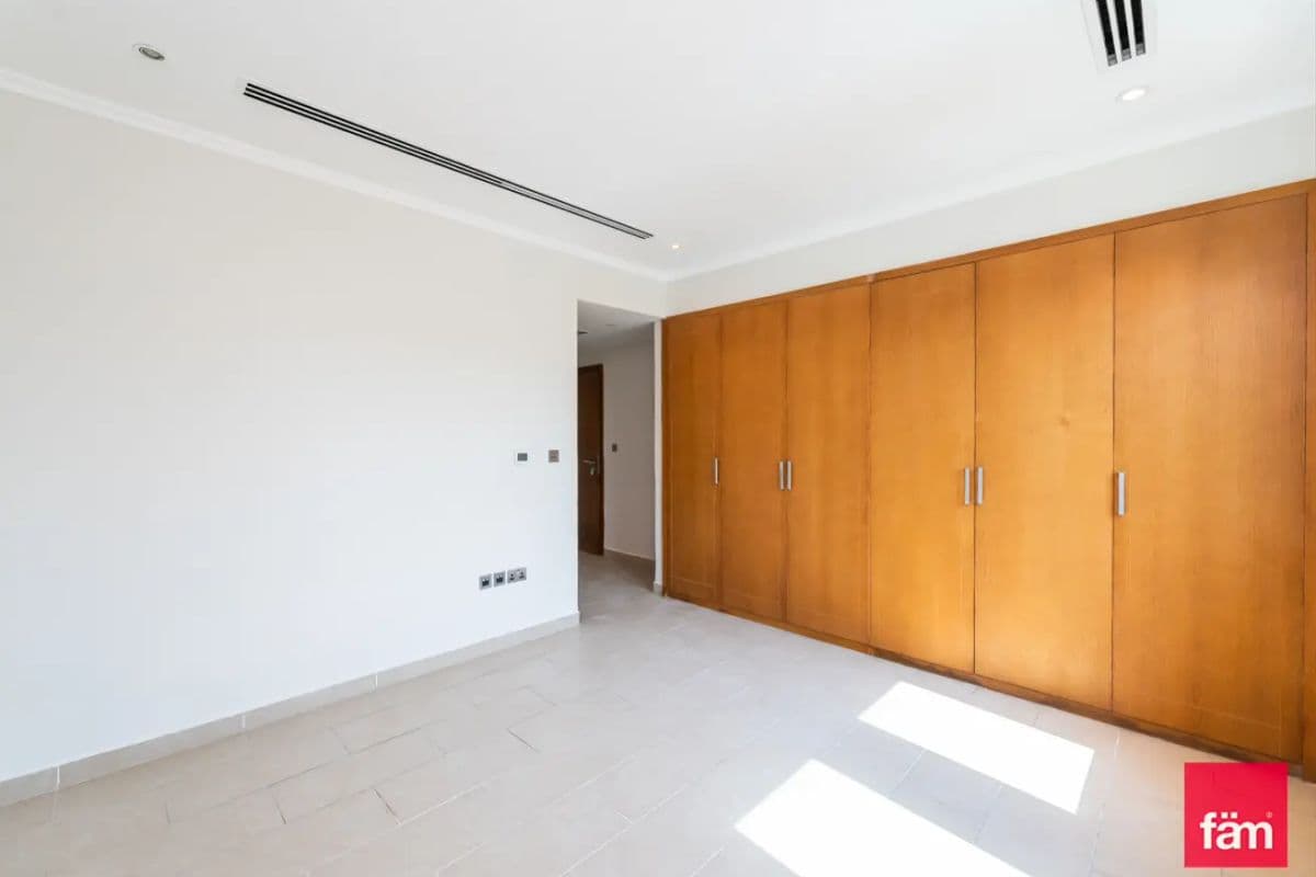 3 bedroom villa in District 7, photograph 10 of 16