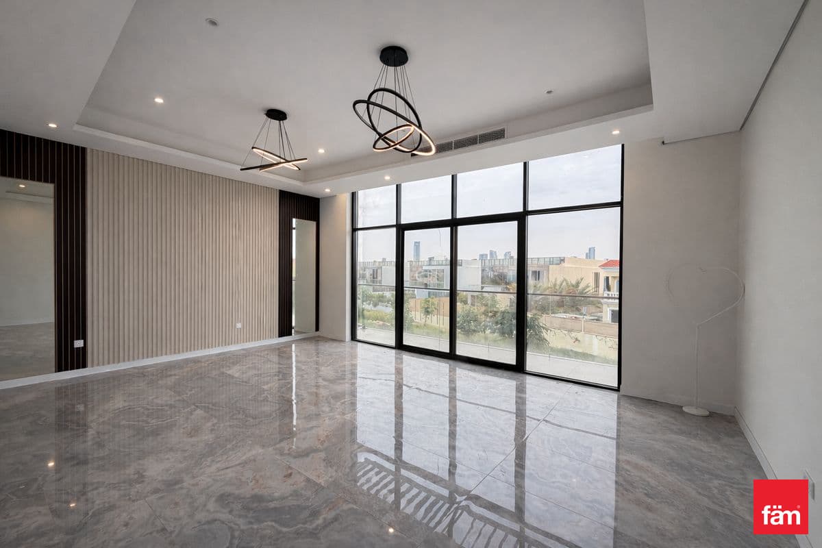 6 bedroom villa in District 6, photograph 11 of 20