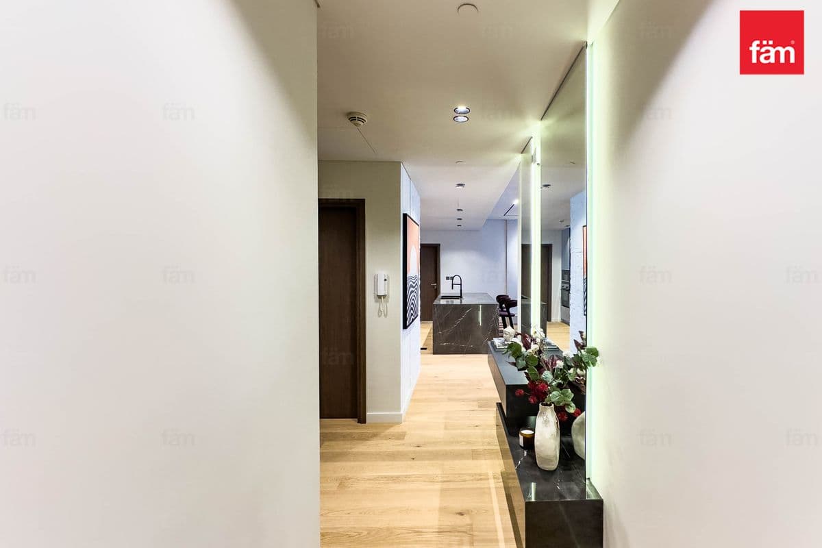 2 bedroom apartment in City Walk Building 9, photograph 17 of 20