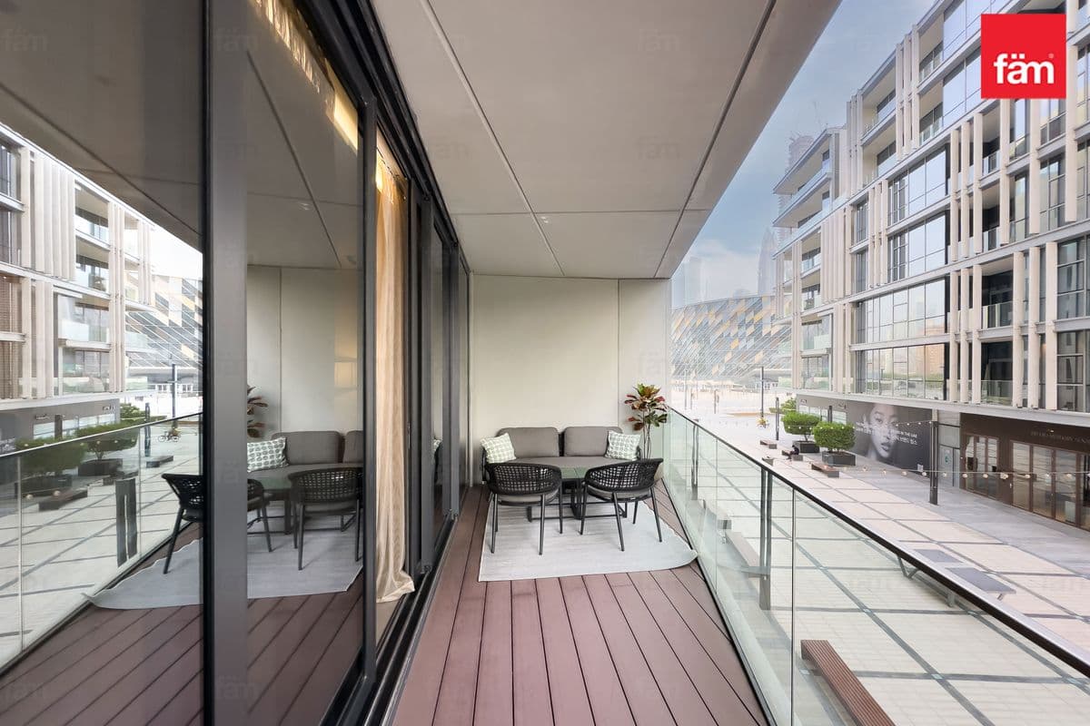 3 bedroom apartment in City Walk Building 2B, photograph 13 of 20