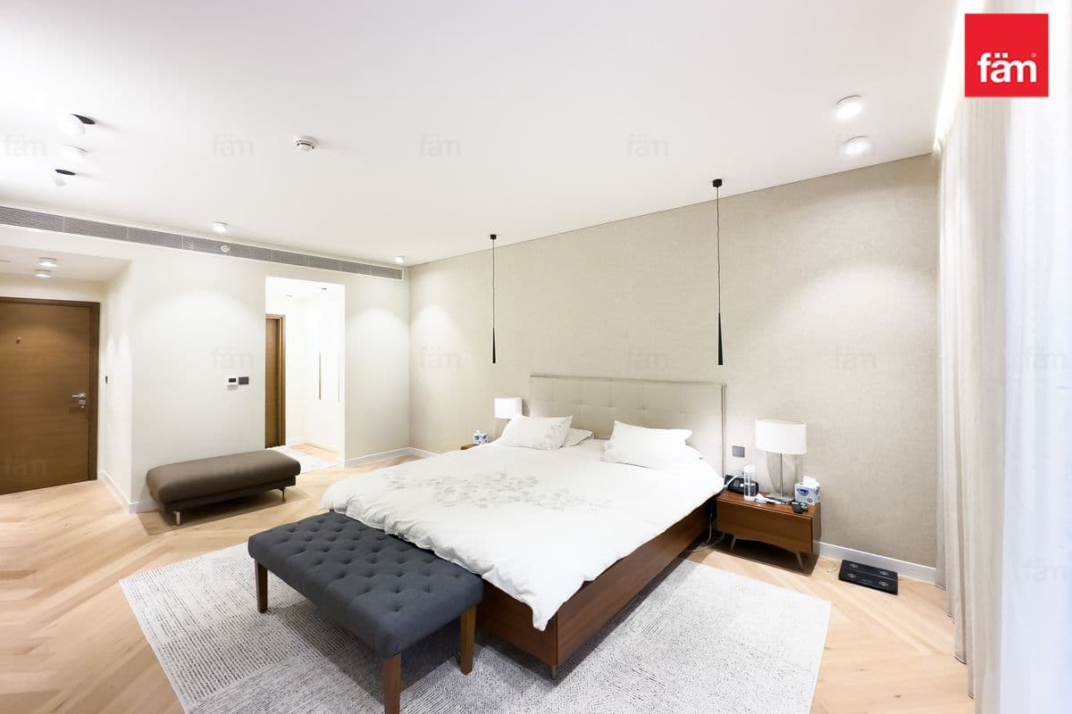 3 bedroom apartment in City Walk Building 2B, photograph 15 of 20